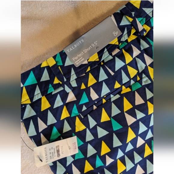 Talbots Perfect Short 9.5" Shorts Sz 8P Blue/Green/Yellow/White Triangles - NWT - Picture 10 of 10